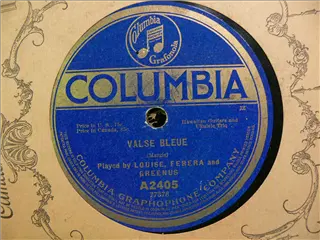 small_columbia a2405 a.webp